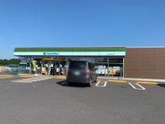 ファミリーマート　富里七栄南店