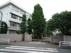 府中市立府中第六中学校