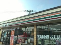 セブンイレブン　吉野川鴨島町絵馬堂店