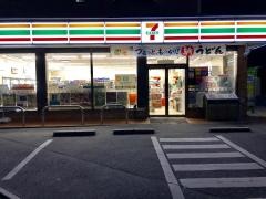 セブンイレブン　八幡高江店