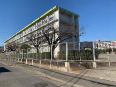 山下小学校