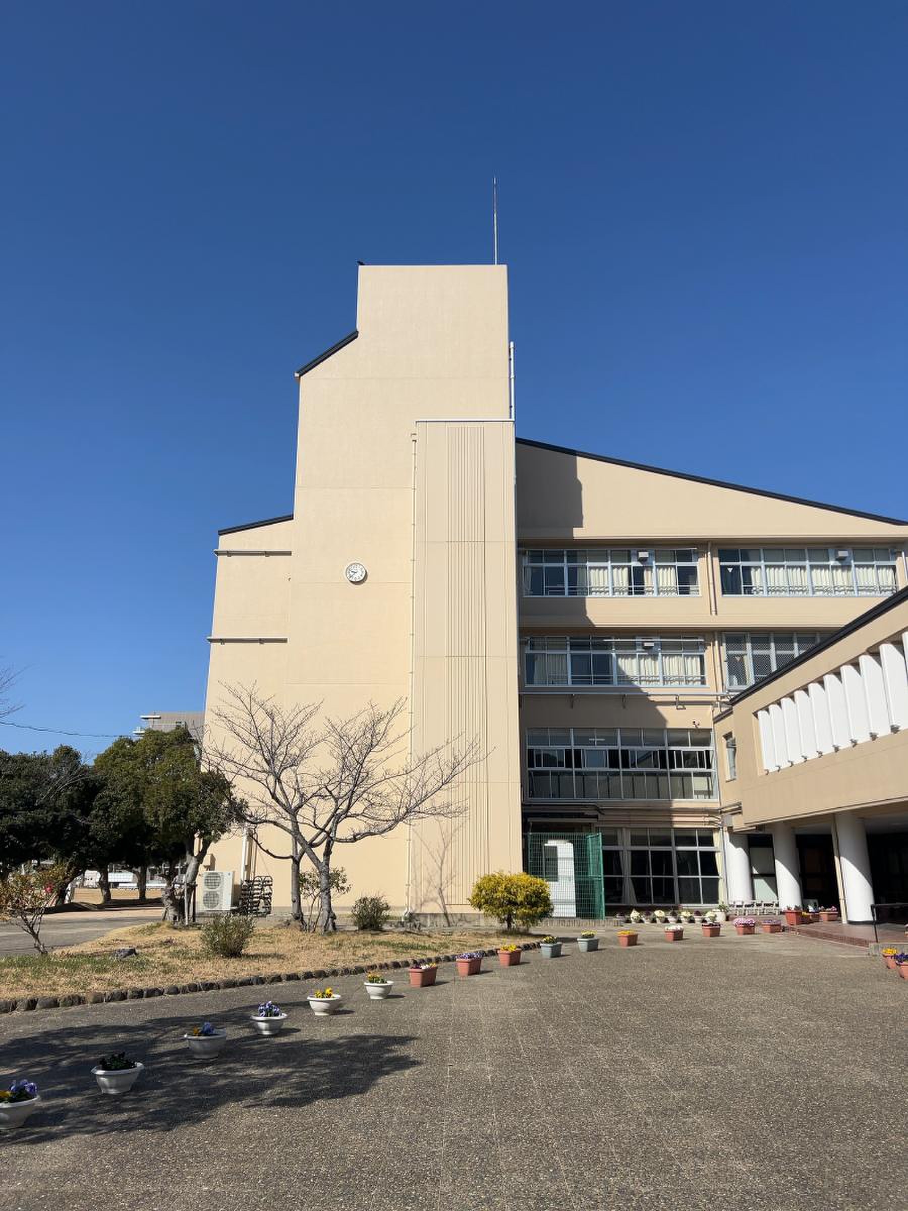 太 山寺 中学校