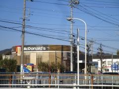 マクドナルド　1号線殿田橋店