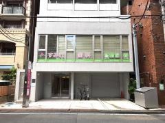 正路会すみれ歯科新宿御苑前クリニック