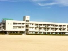 北栄町立北条中学校