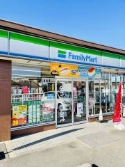 ファミリーマート　高浜沢渡店