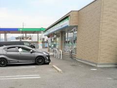 ファミリーマート　瀬戸西山町店