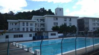 鶴が丘小学校
