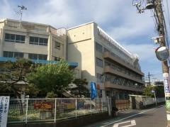 幸小学校