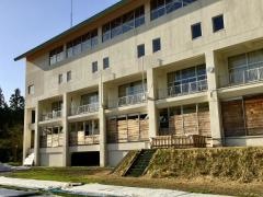 孟地小学校
