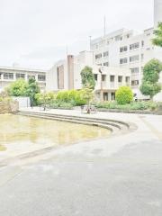 伊丹市立荒牧中学校