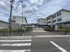 広川台小学校
