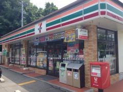 セブンイレブン　神戸山田小部店