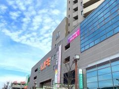 ライフ　府中中河原店