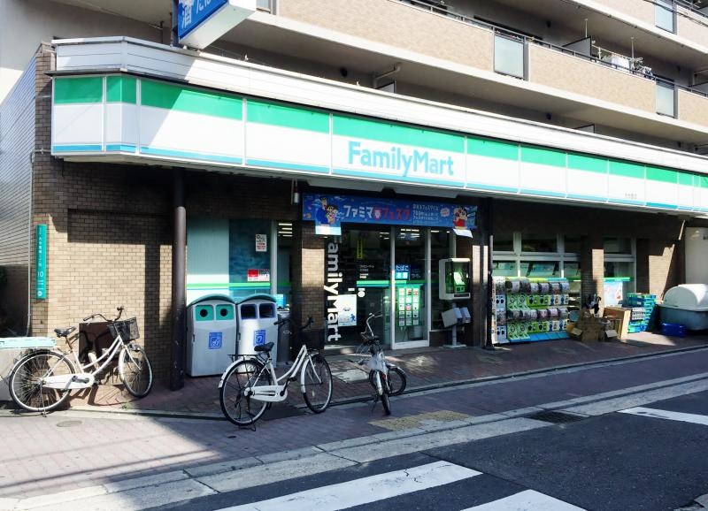 ファミリーマート