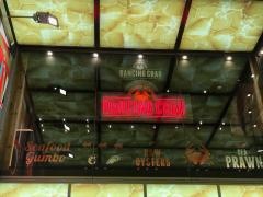 ＤＡＮＣＩＮＧ・ＣＲＡＢ