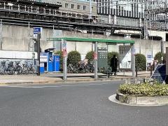 「秋葉原駅前」バス停留所