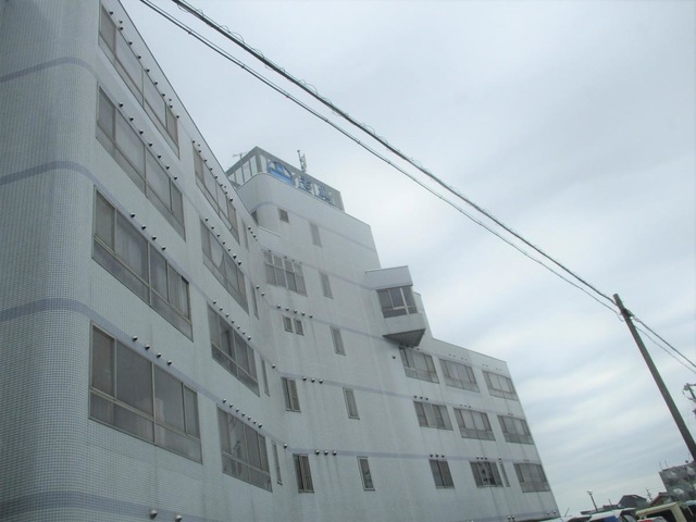 アウン