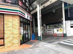 セブンイレブン　豊橋駅東店