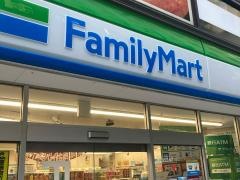ファミリーマート　神谷町店