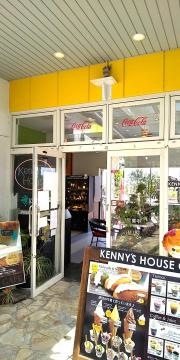 ケニーズハウスカフェ　旅の駅ぐらんぱるぽーと店