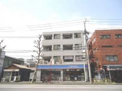 ローソン　真金町店