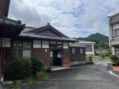 伊勢八知駅