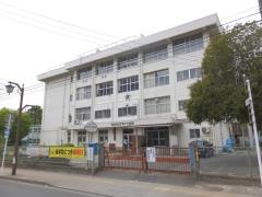 片平丁小学校