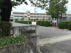江東小学校