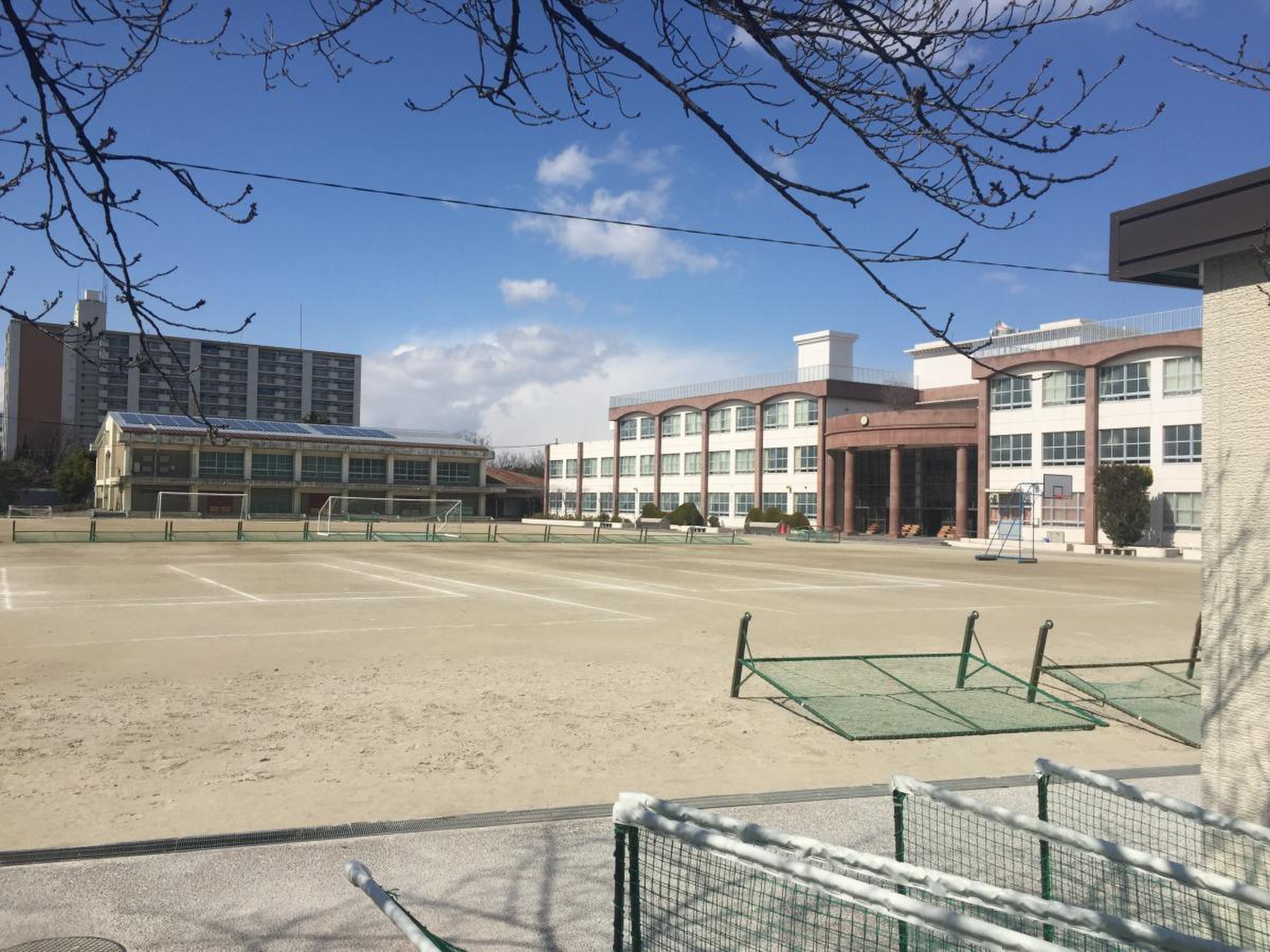 名古屋 市立 東港 中学校