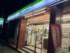 ファミリーマート　京都烏丸松原店