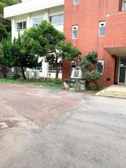 三机小学校