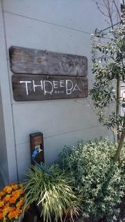 ＴＨＲＥＥＢＡ