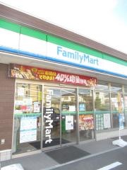ファミリーマート　玉野日比店