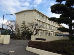 黒石小学校