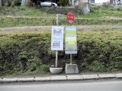 「生出橋」バス停留所