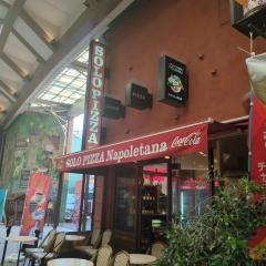 ソロピッツァ　ナポレターナ　大須本店