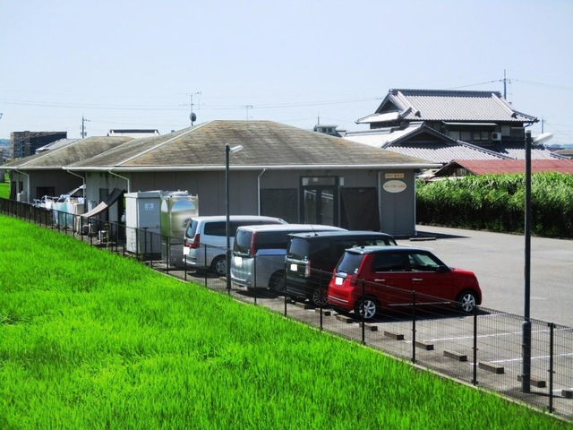 西坂 施設外観