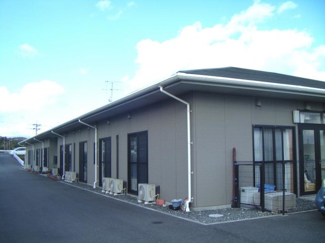 西坂 施設外観