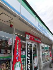 ファミリーマート　福岡石丸三丁目店