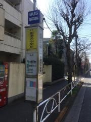 「東深沢小学校」バス停留所