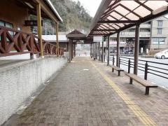 「上市駅」バス停留所