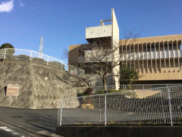ライフヒルズ舞岡苑
