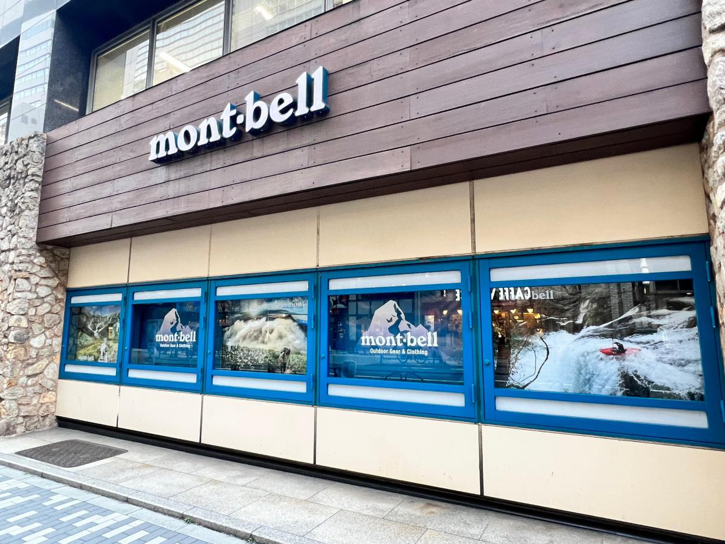 mont bell 新宿 南口 店