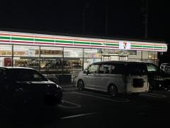 セブンイレブン　千葉ニュータウン東店