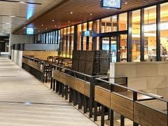川崎市民食堂魚金　－　西