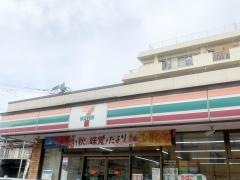 セブンイレブン　横浜日吉本町3丁目店