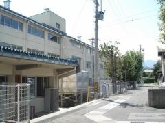 三輪小学校