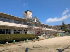 芳野小学校