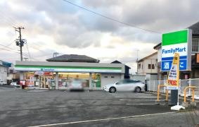 ファミリーマート　外旭川店